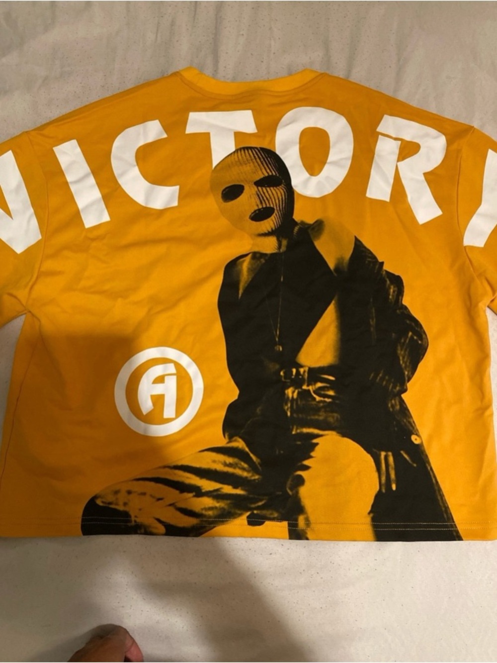 Crop top shirt size medium